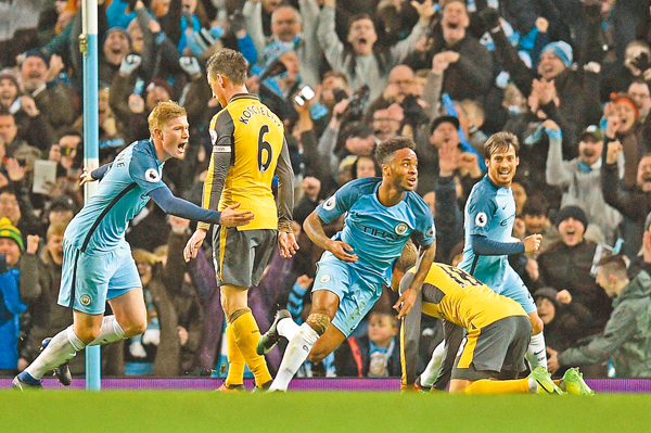 曼联中场梅努的未来：从边缘到重生（从边缘到崛起：曼联中场梅努的前路）