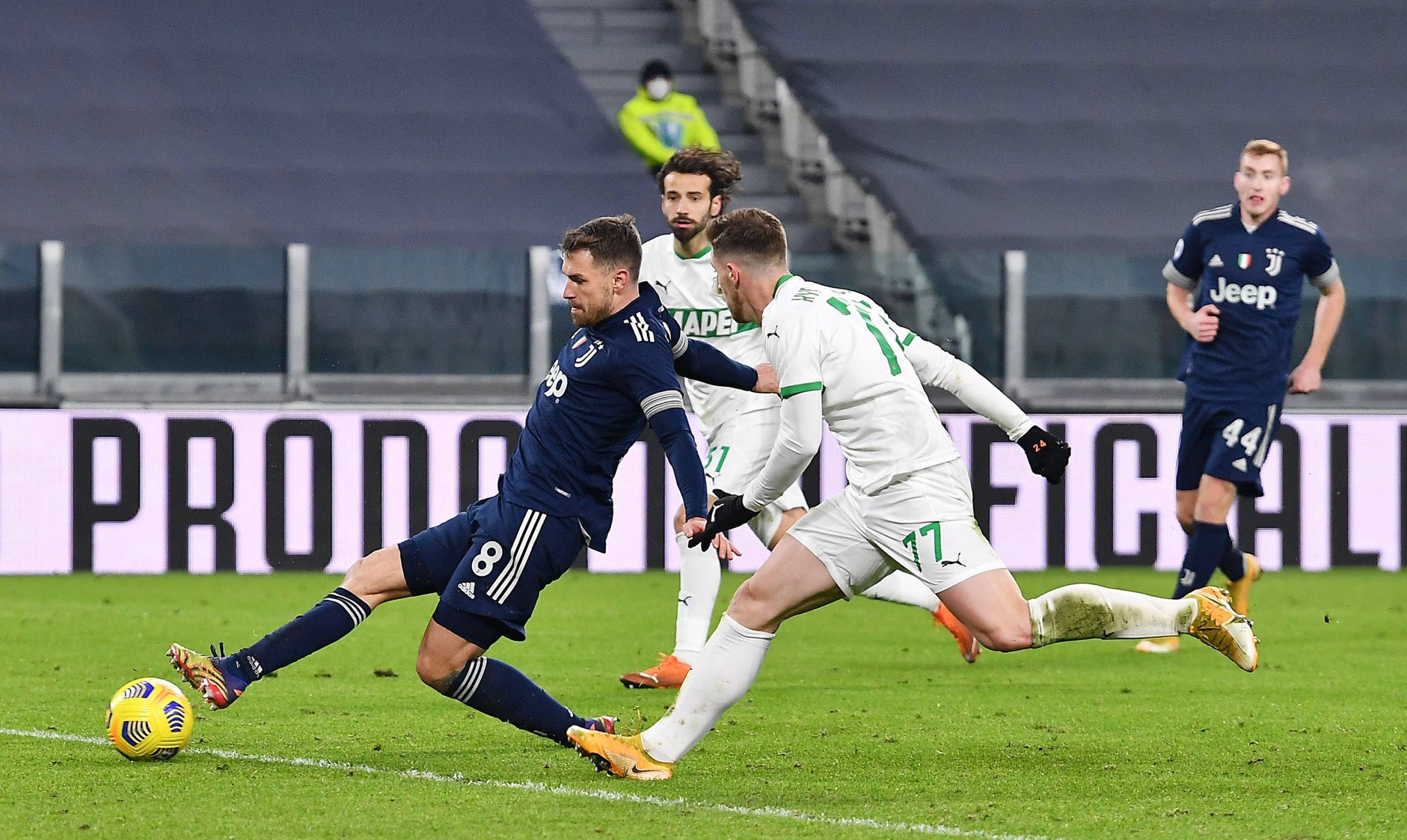 巴尔科拉：拜仁对比赛的掌控令人惊讶，我们一开始没全力以赴（巴尔科拉直言：拜仁掌控比赛超预期，我们开局没全力投入）